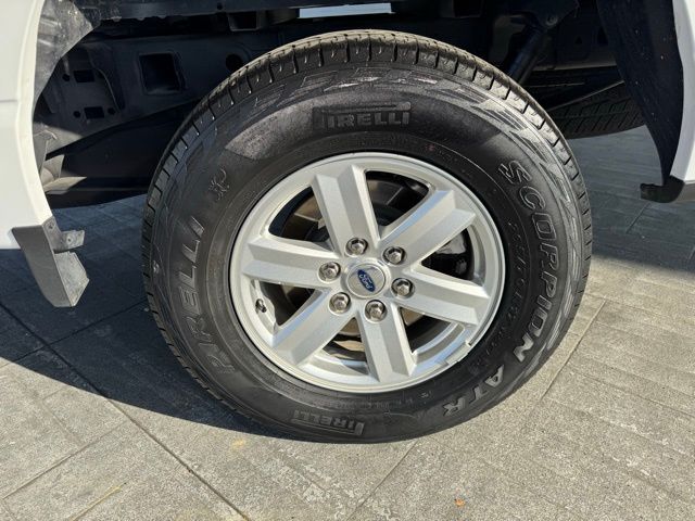 2022 Ford F-150 XLT photo 3