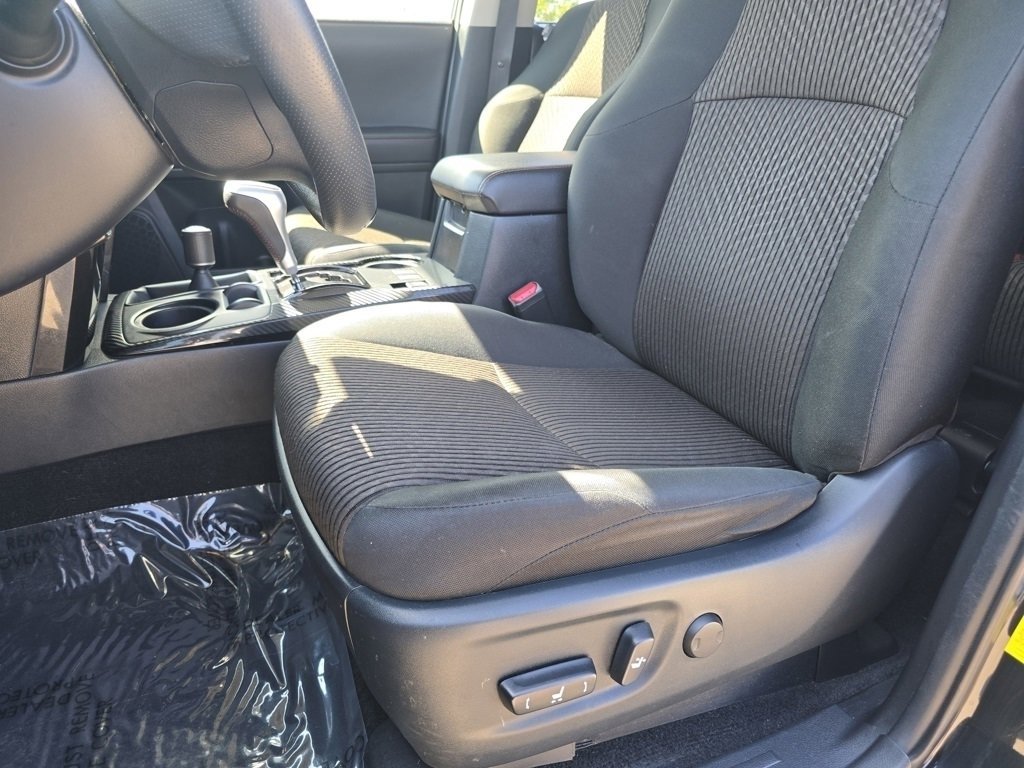 2023 Toyota 4Runner TRD Off-Road 4WD photo 30