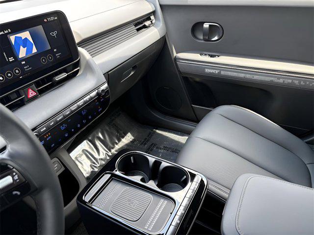 2025 Hyundai Ioniq 5 SEL photo 11