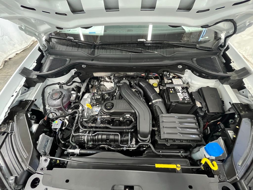 2025 Volkswagen Taos SE photo 26