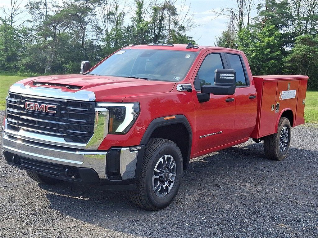 2025 Gmc Sierra 3500 HD Pro photo 2