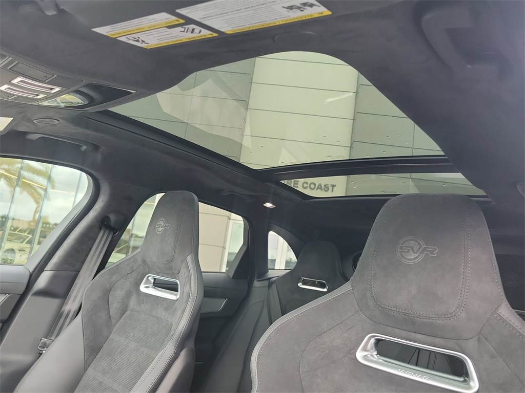 2026 Jaguar F-PACE SVR photo 23