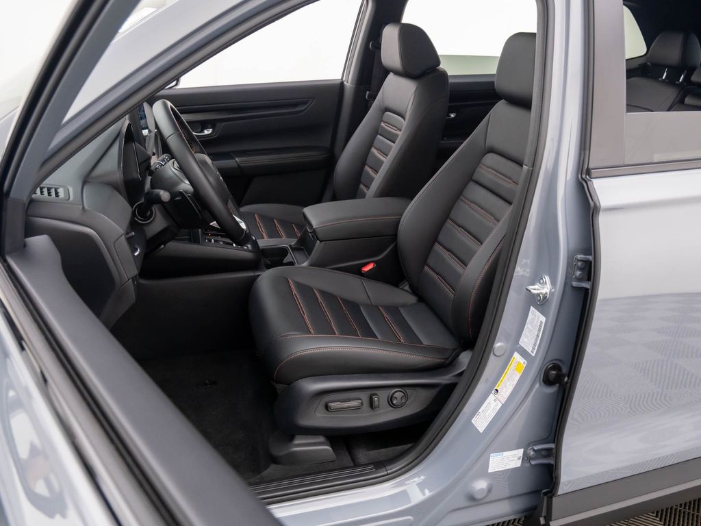 2026 Honda CR-V Hybrid Sport-L photo 11