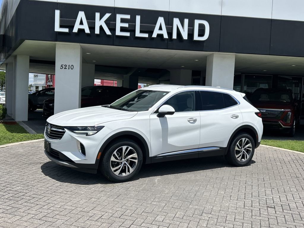 2022 Buick Envision Essence photo 2