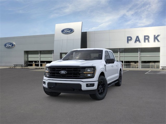 2025 Ford F-150 XLT photo 2