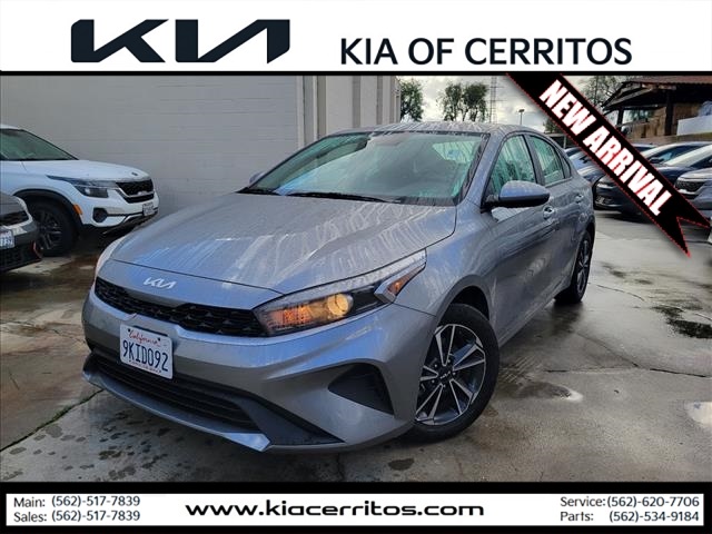2024 Kia Forte LXS's photo