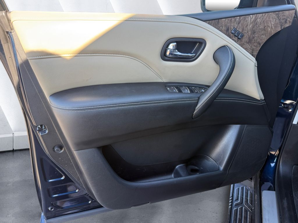 2023 Infiniti QX80 Premium Select photo 12