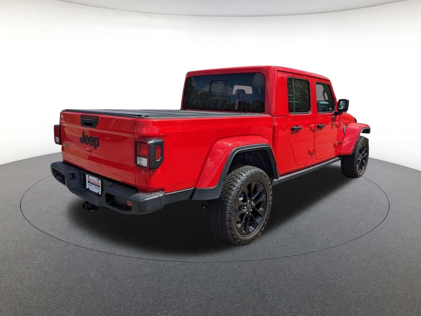 2025 Jeep Gladiator Sport photo 3