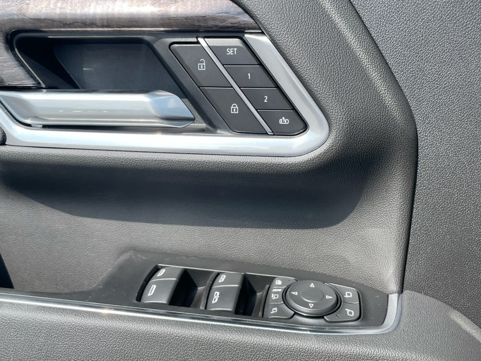 2026 Chevrolet Silverado 3500HD LTZ photo 29