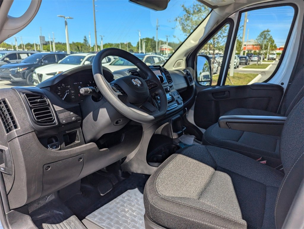2025 Ram ProMaster 2500 photo 13