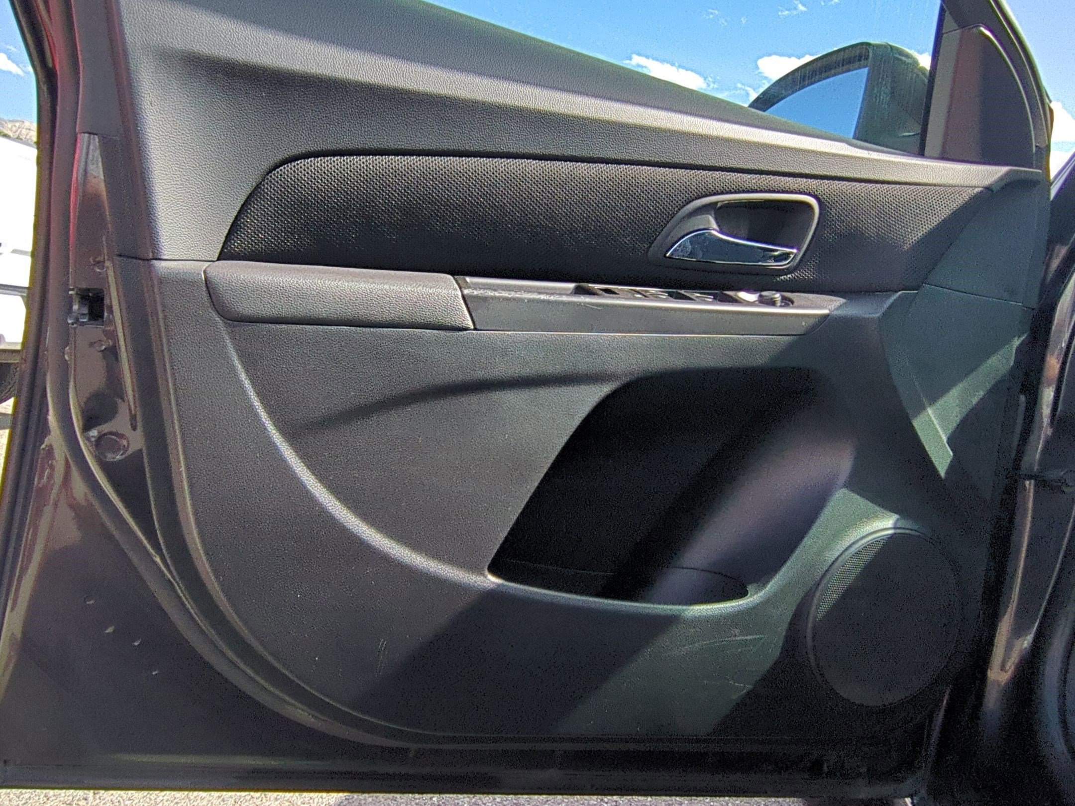 2016 Chevrolet Cruze LT photo 11