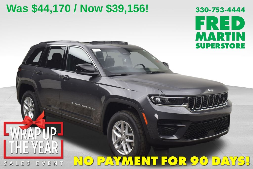 2025 Jeep Grand Cherokee Laredo's photo