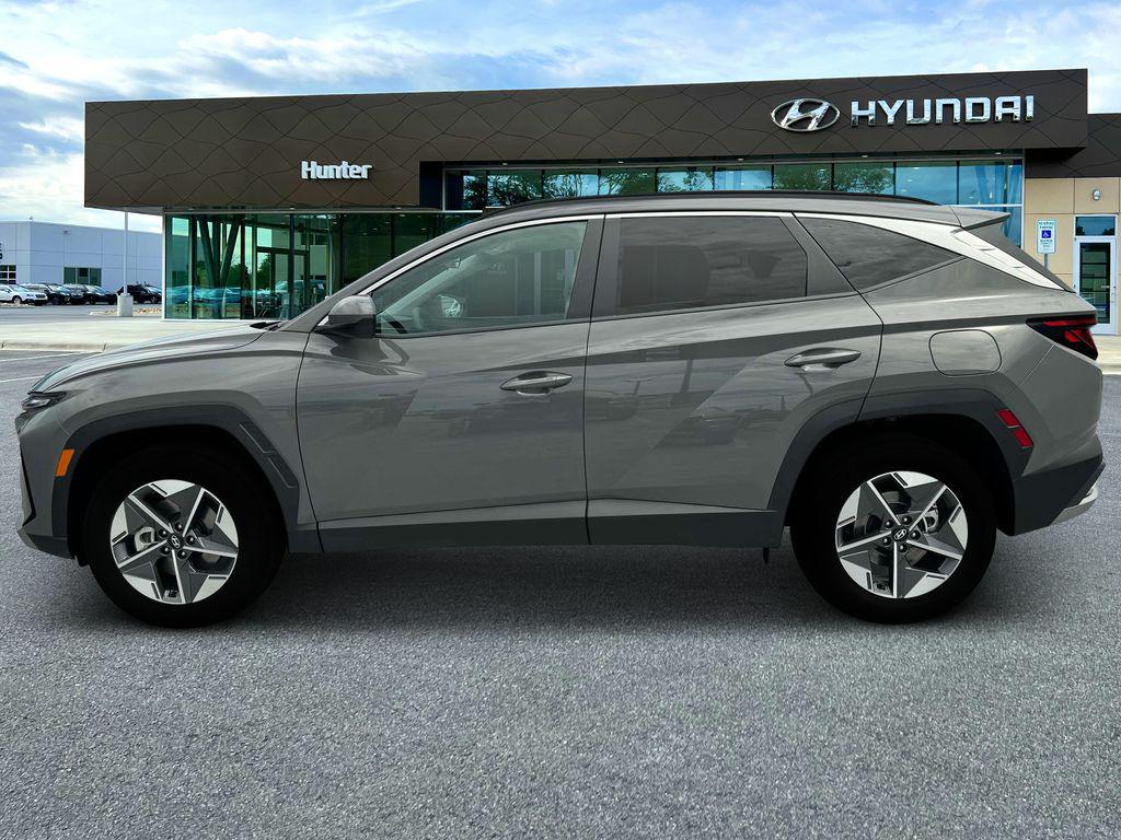 2026 Hyundai Tucson SEL photo 3