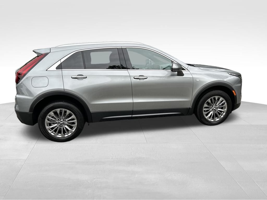2025 Cadillac XT4 Premium Luxury photo 6