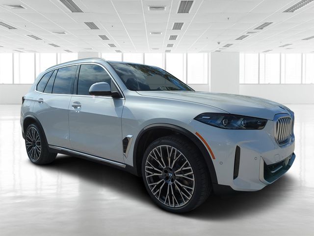 2026 BMW X5 40i's photo