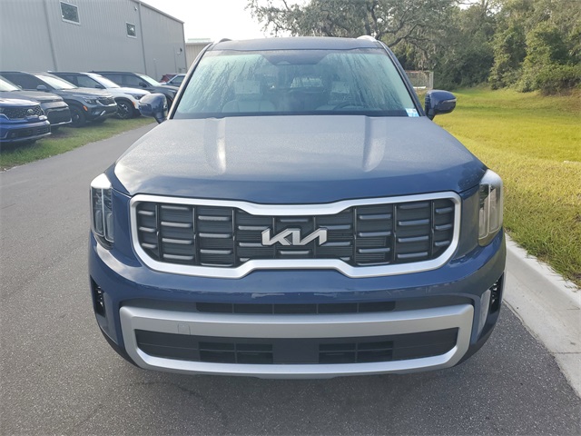 2025 Kia Telluride S photo 2