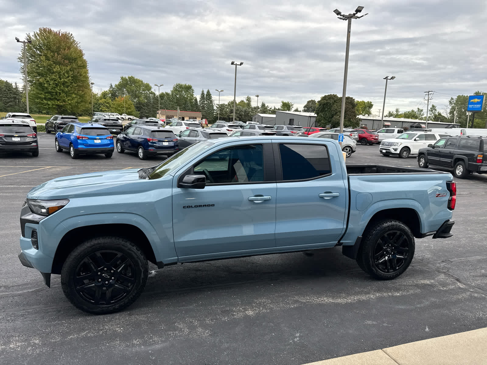 2025 Chevrolet Colorado Z71 photo 11
