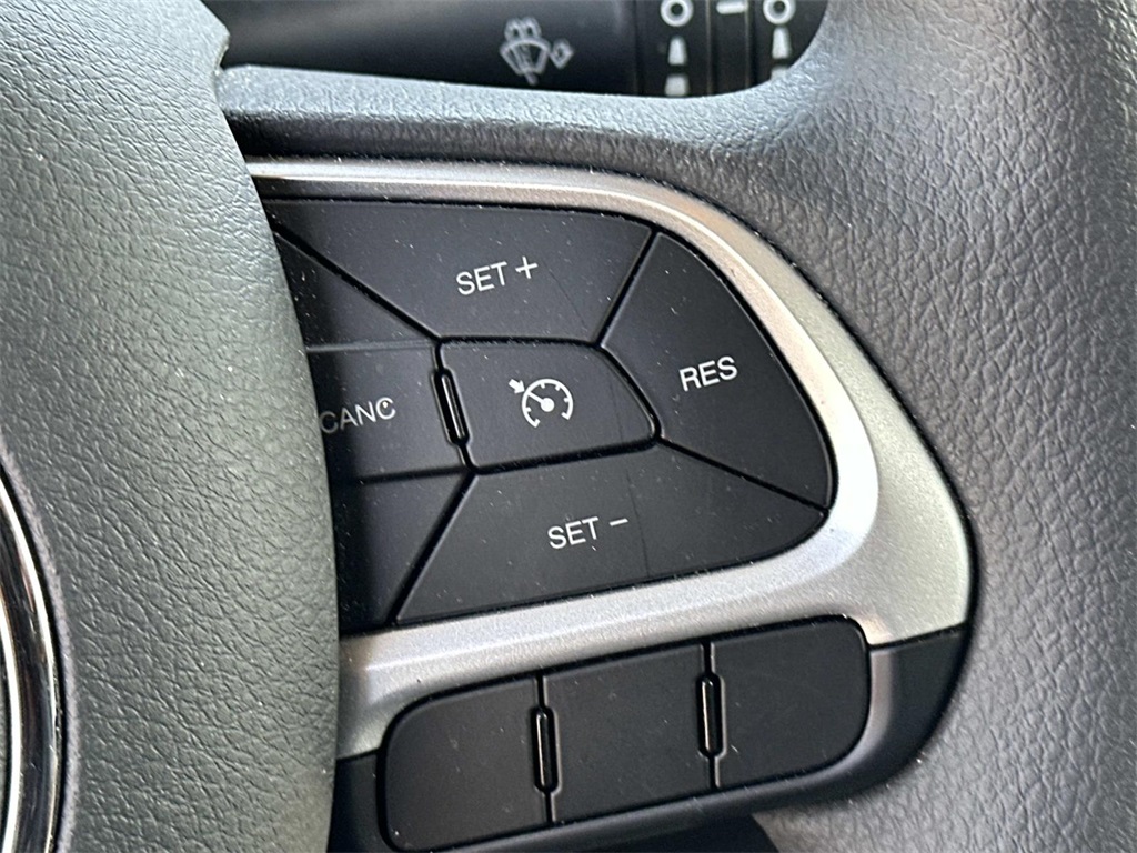 2023 Jeep Renegade Latitude photo 22