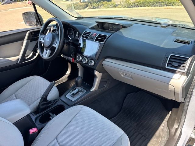2017 Subaru Forester 2.5i photo 20