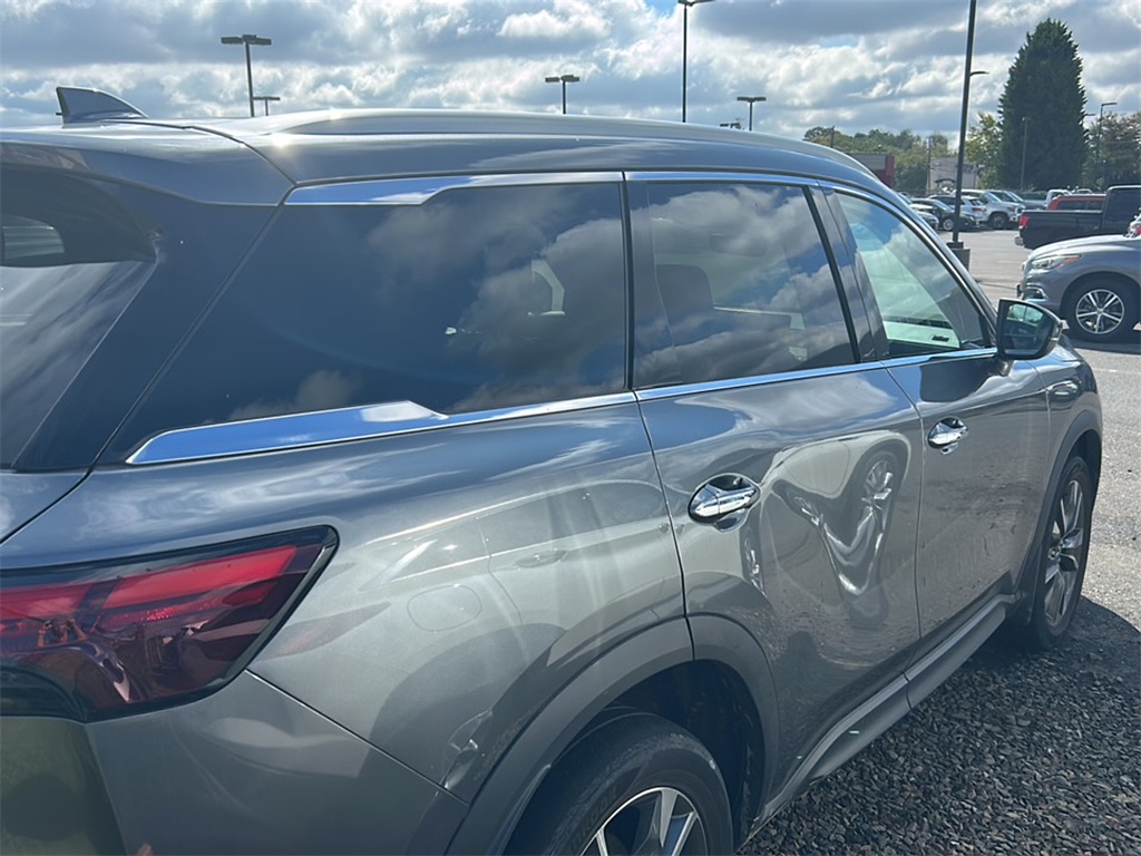 2023 Infiniti QX60 Luxe photo 5