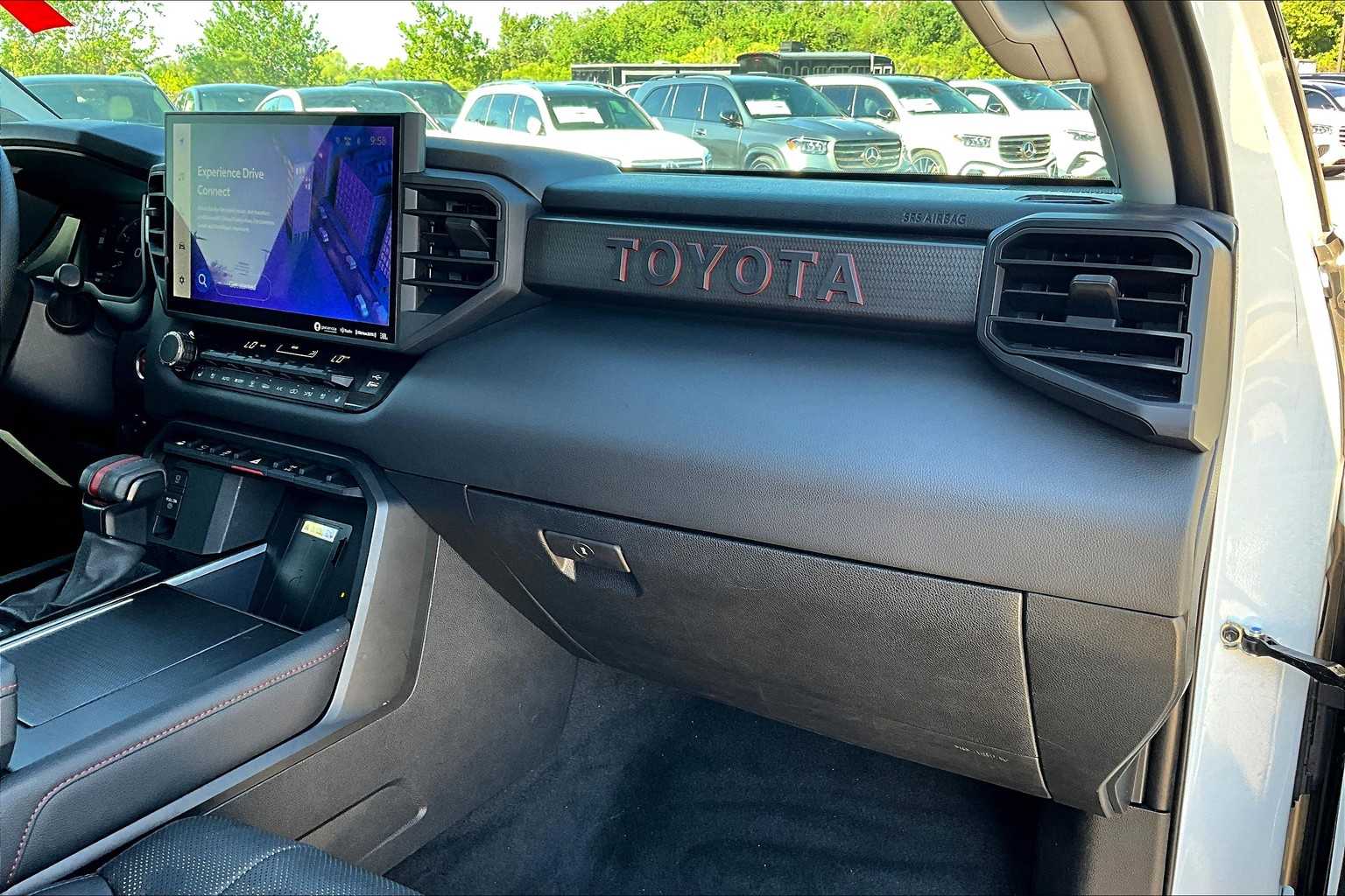 2023 Toyota Sequoia TRD Pro photo 17