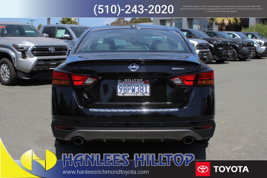 2022 Nissan Altima 2.5 SR photo 6