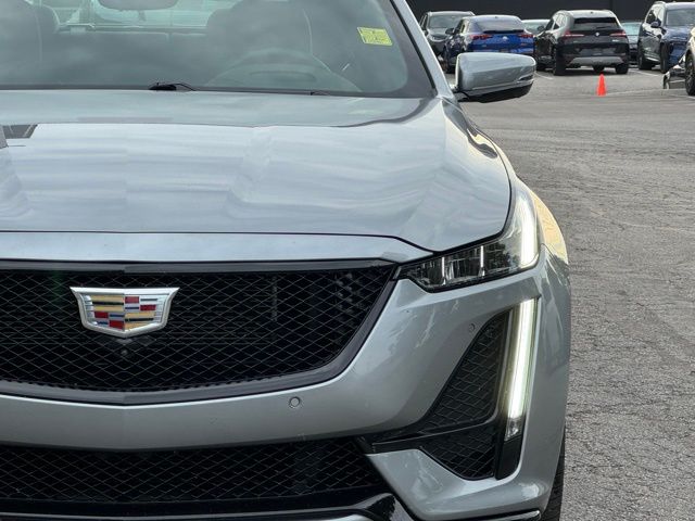2023 Cadillac CT5 V photo 10
