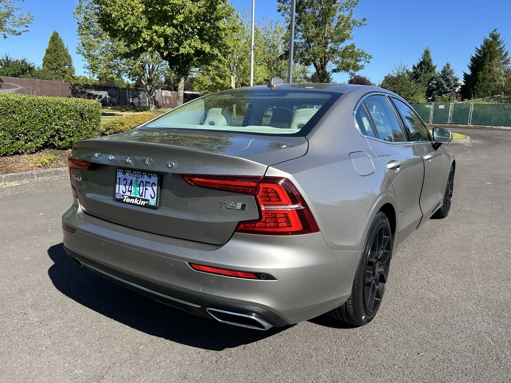 2019 Volvo S60 T6 Inscription AWD photo 5