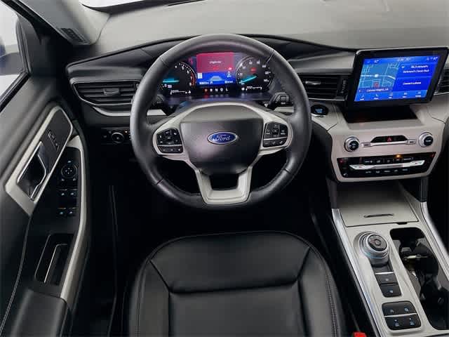 2024 Ford Explorer XLT photo 20