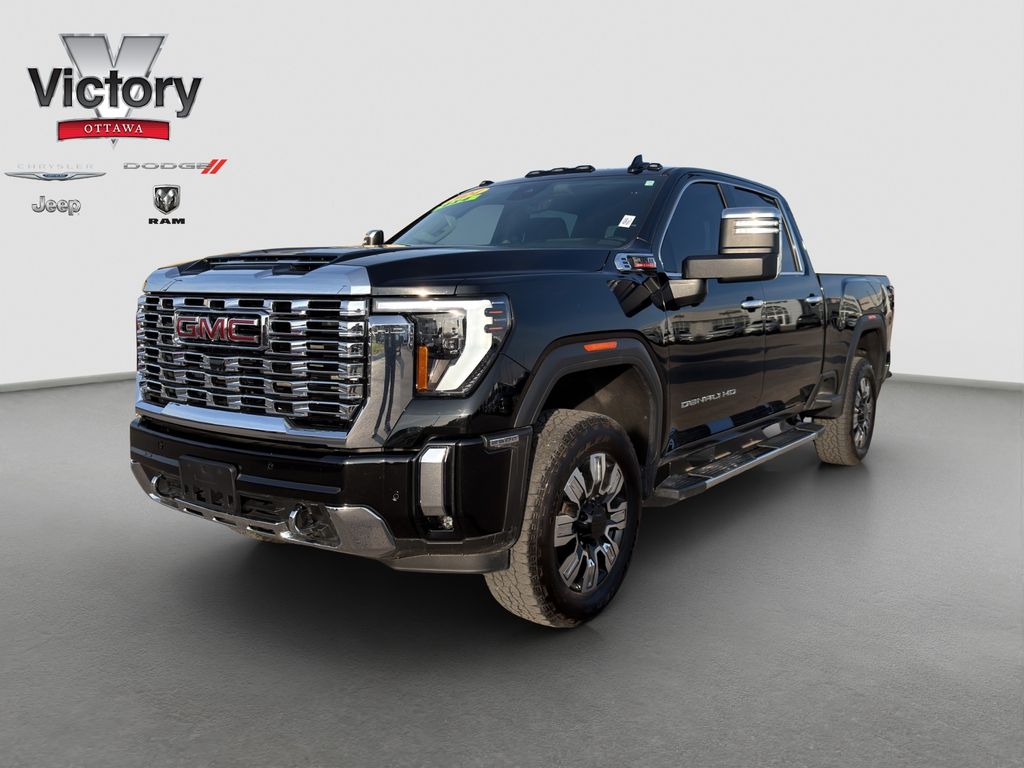 2024 GMC Sierra 2500HD Denali's photo