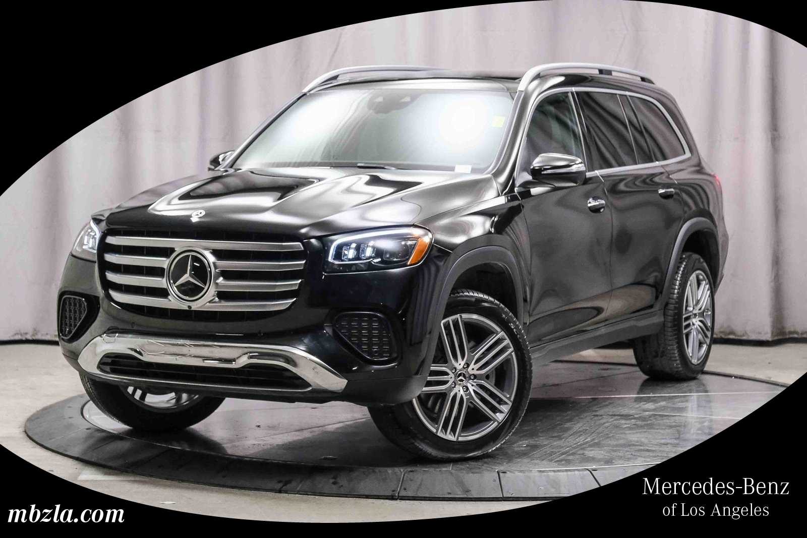 2025 Mercedes-Benz GLS Base's photo