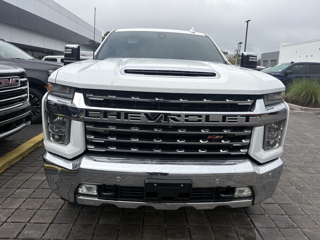 2020 Chevrolet Silverado 2500HD LTZ photo 3
