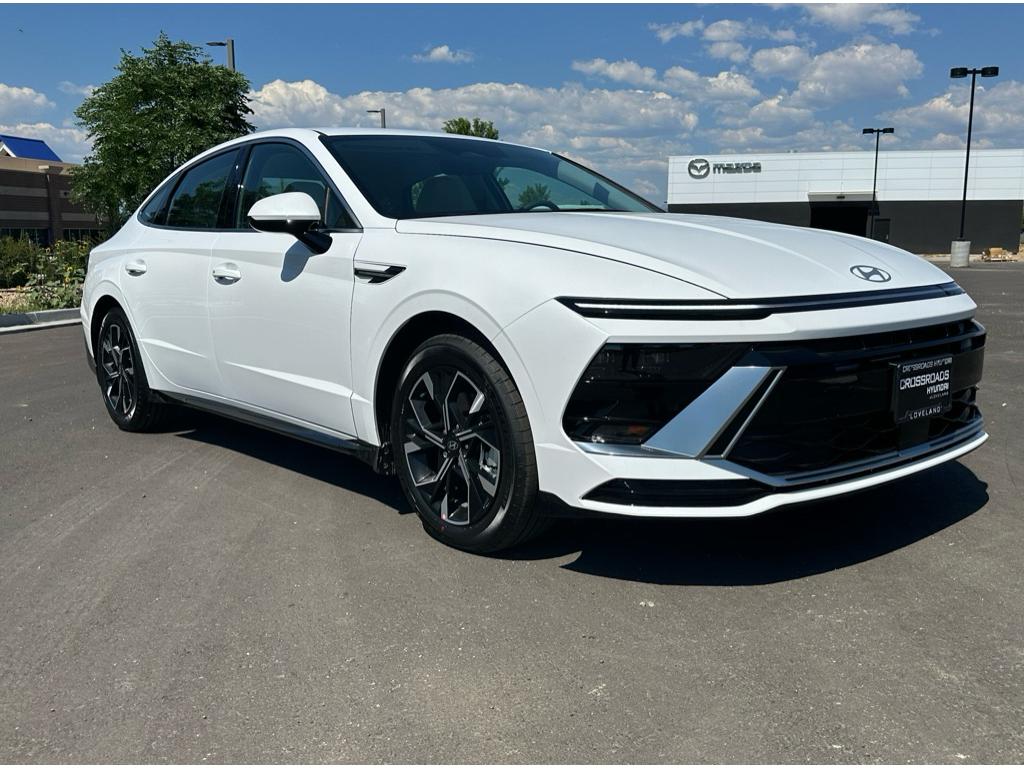 2024 Hyundai Sonata SEL photo 3