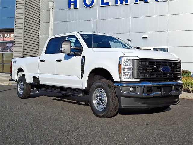 2026 Ford F-350 photo 2