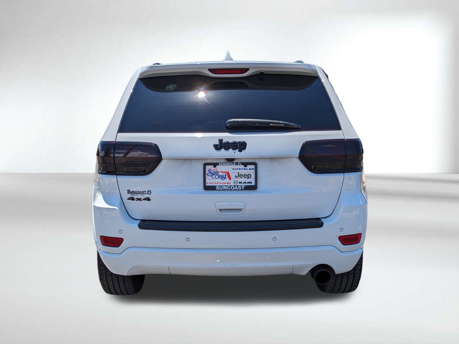 2020 Jeep Grand Cherokee Altitude photo 2