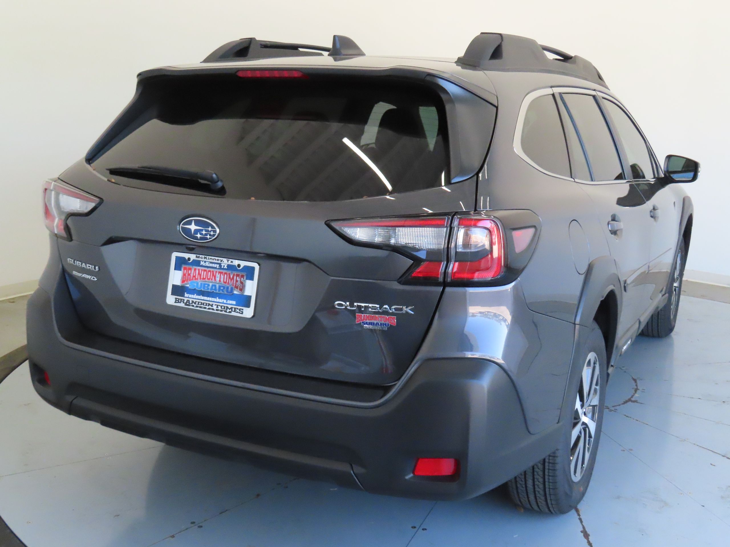 2025 Subaru Outback Premium photo 3