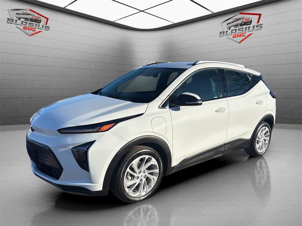 2022 Chevrolet Bolt EUV LT's photo