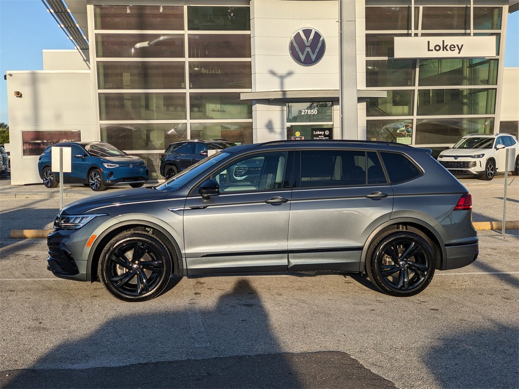2024 Volkswagen Tiguan SE R-Line Black photo 3