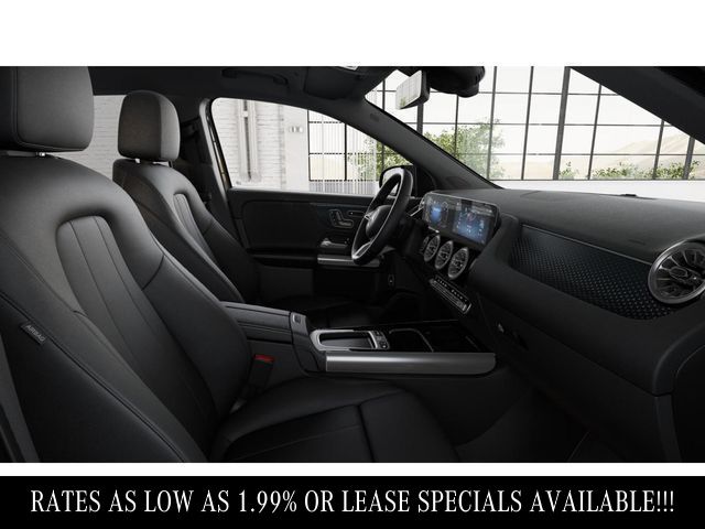 2025 Mercedes Benz GLA 250 4MATIC photo 4