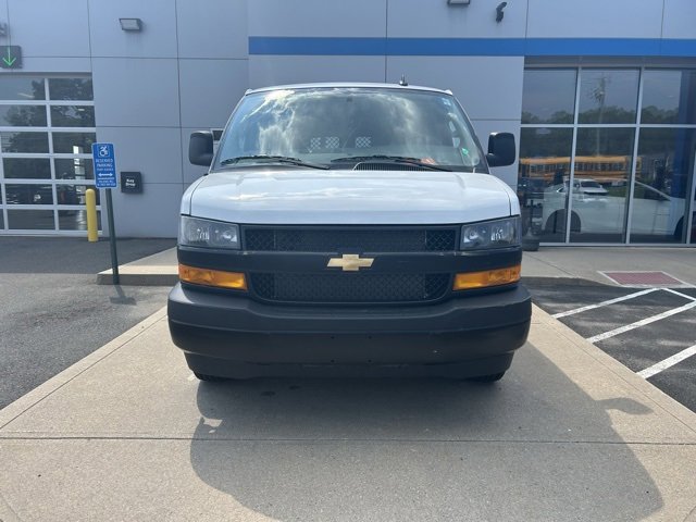 2025 Chevrolet Express Cargo 2500 photo 8