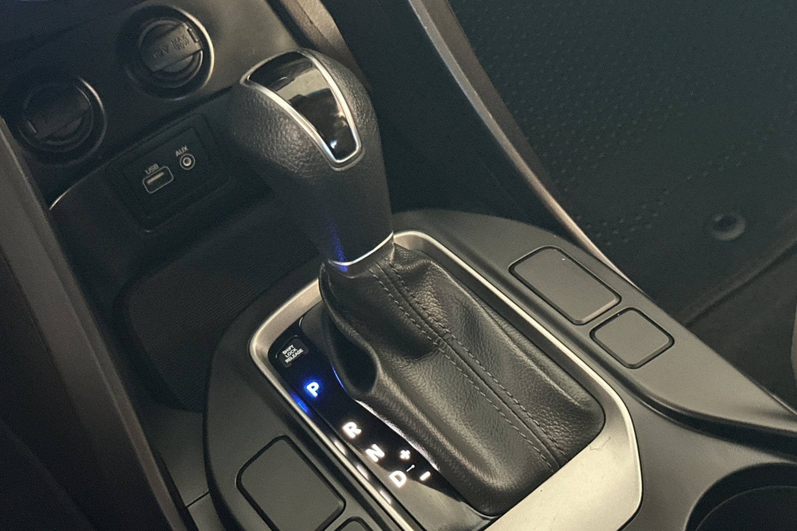 2018 Hyundai Santa Fe Sport Base photo 17