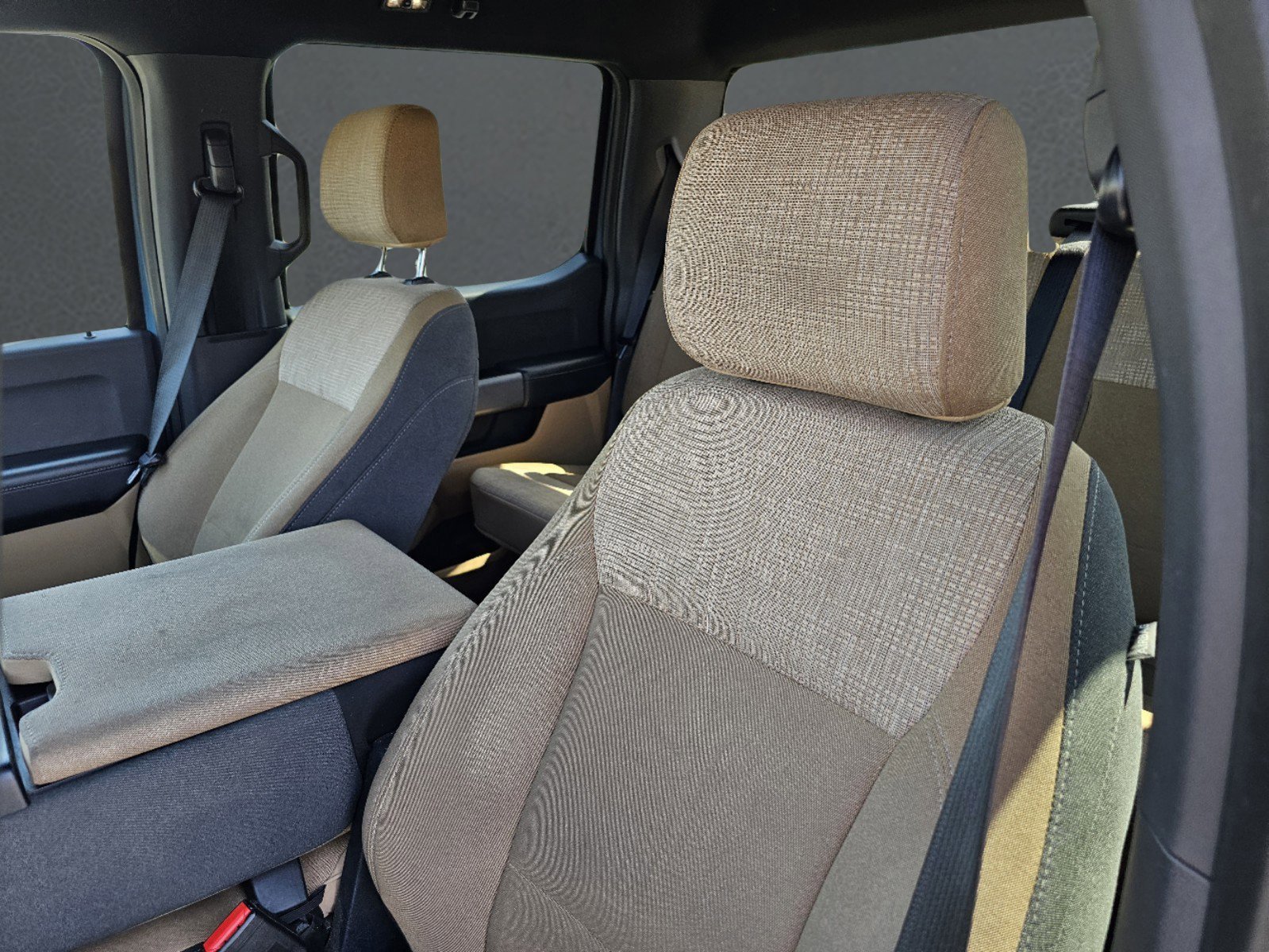 2023 Ford F-150 XLT photo 14