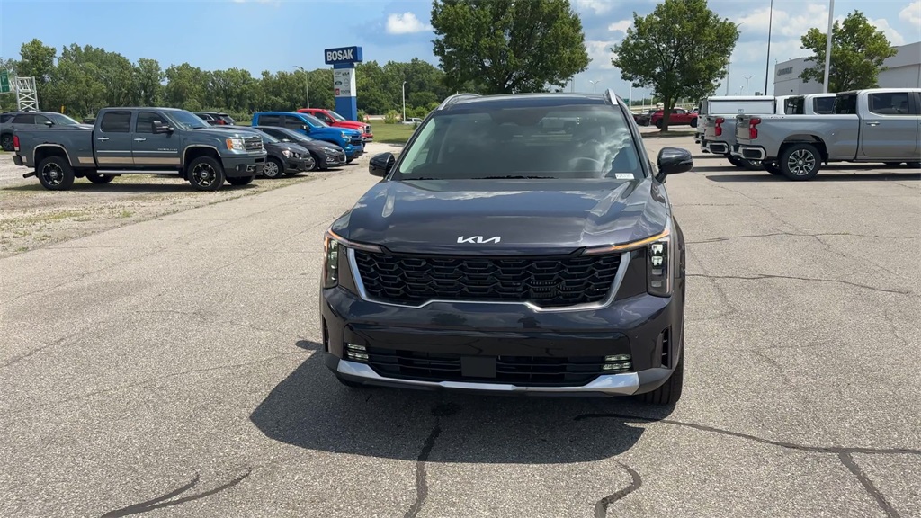 2025 Kia Sorento EX photo 3
