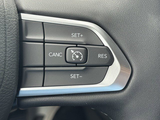 2025 Jeep Compass Latitude photo 15