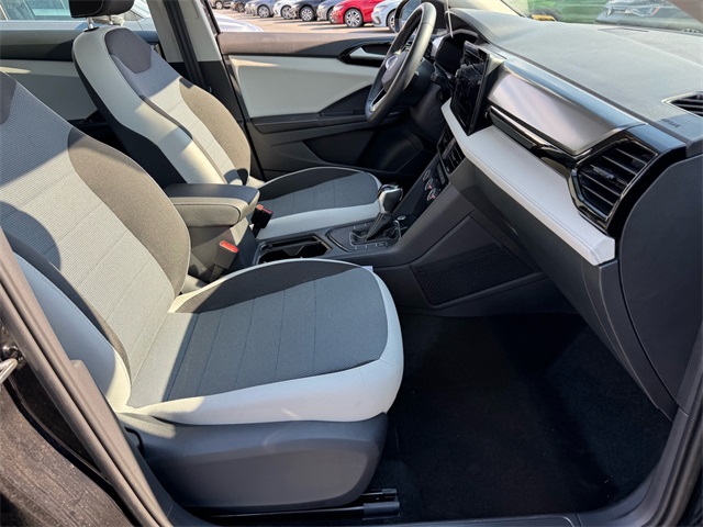 2025 Volkswagen Taos S photo 13