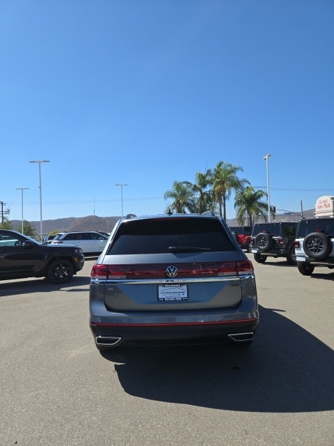 2024 Volkswagen Atlas SE photo 6