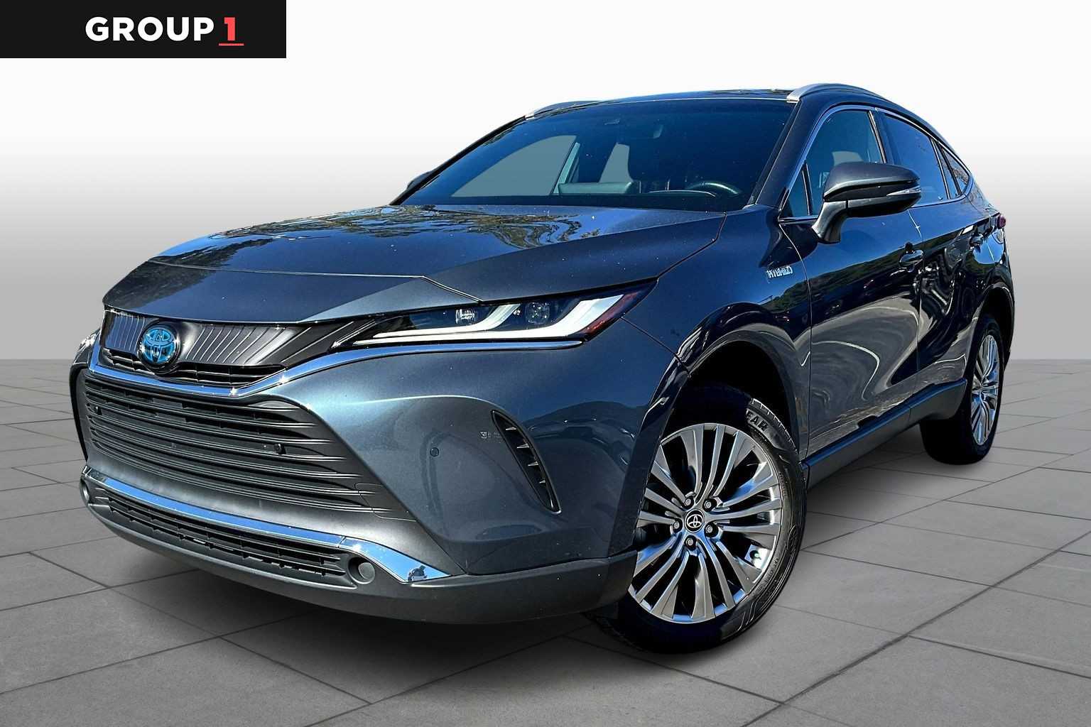 2021 Toyota Venza XLE's photo