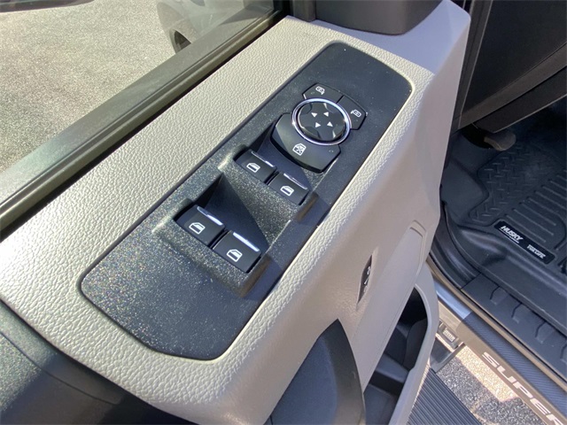 2020 Ford F-250 XL photo 18