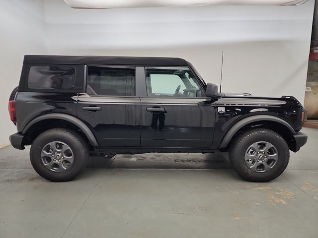 2025 Ford Bronco Big Bend photo 3