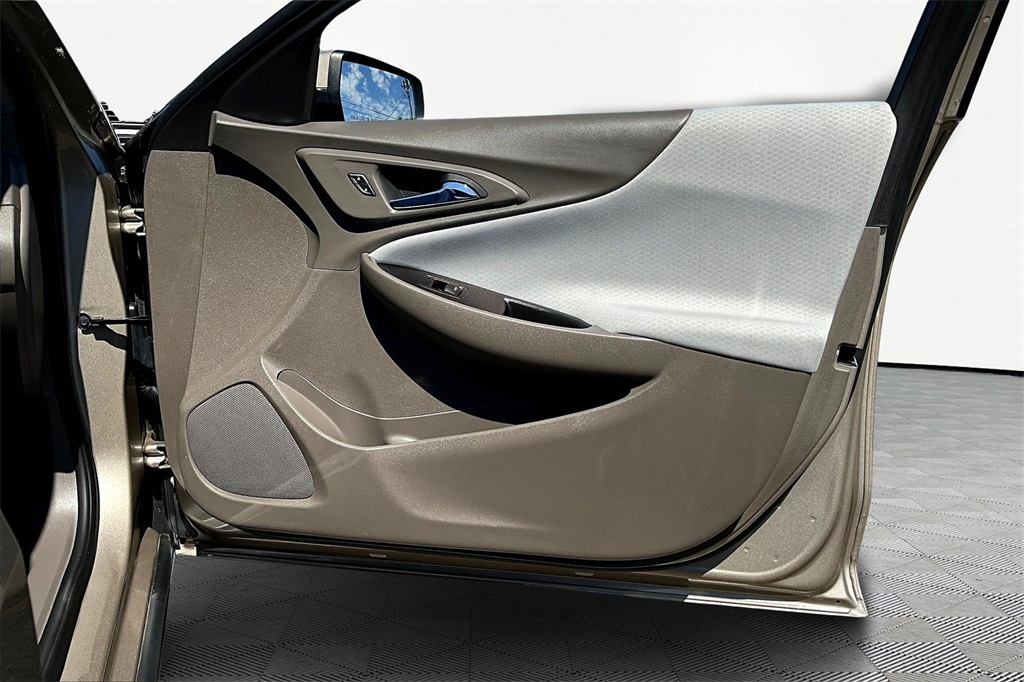 2022 Chevrolet Malibu LS photo 24